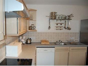 Fonthill Apartment